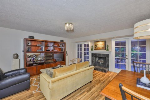 Touwnhouse à vendre à Tampa, Floride: 2 chambres, 125.14 m2 № 1744738 - photo 13