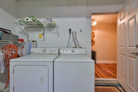 Touwnhouse à vendre à Tampa, Floride: 2 chambres, 125.14 m2 № 1744738 - photo 26