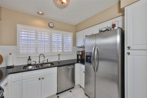 Touwnhouse à vendre à Tampa, Floride: 2 chambres, 125.14 m2 № 1744738 - photo 24