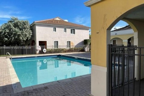 Townhouse in Miami Gardens, Florida 3 bedrooms, 131.92 sq.m. № 1964226 - photo 23