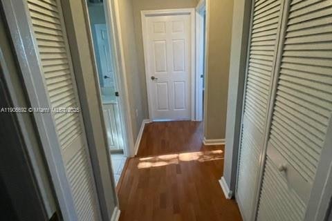 Townhouse in Miami Gardens, Florida 3 bedrooms, 131.92 sq.m. № 1964226 - photo 15