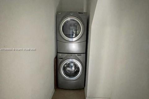 Townhouse in Miami Gardens, Florida 3 bedrooms, 131.92 sq.m. № 1964226 - photo 9