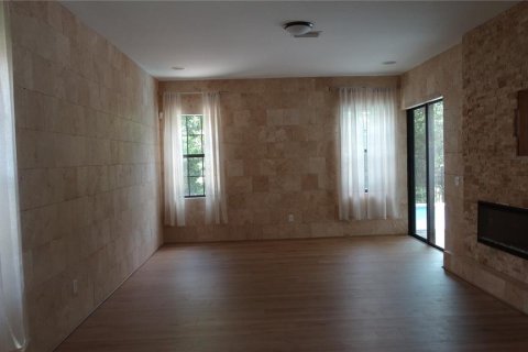 Casa en alquiler en Orlando, Florida, 4 dormitorios, 321.26 m2 № 1901306 - foto 10
