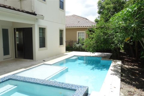Villa ou maison à louer à Orlando, Floride: 4 chambres, 321.26 m2 № 1901306 - photo 15