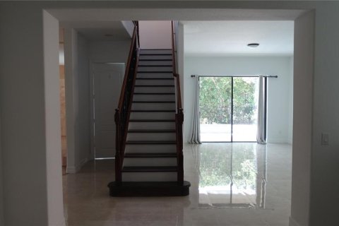 Casa en alquiler en Orlando, Florida, 4 dormitorios, 321.26 m2 № 1901306 - foto 8