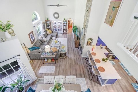 Купить виллу или дом в Уэсли-Чепел, Флорида 3 комнаты, 209.22м2, № 2102617 - фото 3