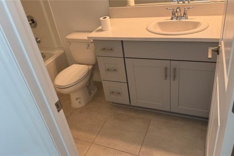 Adosado en alquiler en Kissimmee, Florida, 2 dormitorios, 118.45 m2 № 1615920 - foto 25