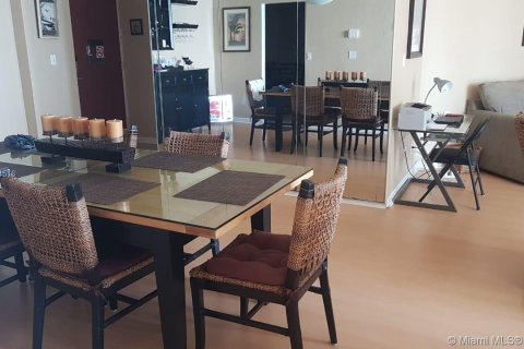 Copropriété à louer à Hollywood, Floride: 1 chambre, 99.41 m2 № 1984867 - photo 3