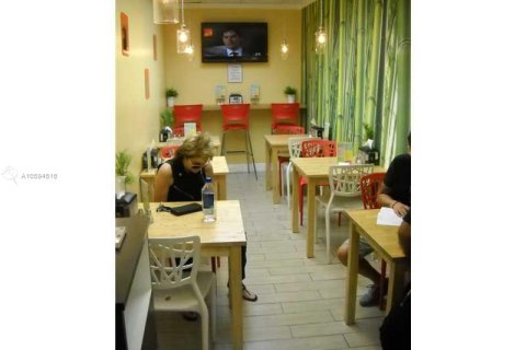 Copropriété à louer à Hollywood, Floride: 1 chambre, 99.41 m2 № 1984867 - photo 22