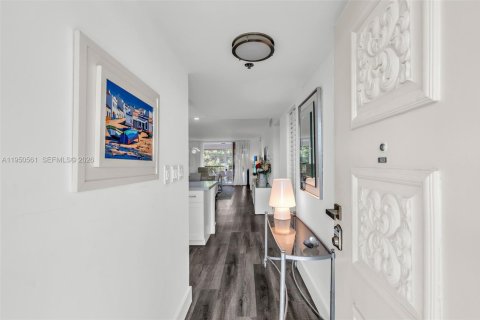 Condominio en venta en Lauderhill, Florida, 2 dormitorios, 117.06 m2 № 2006407 - foto 8