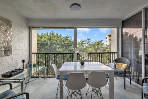 Condominio en venta en Lauderhill, Florida, 2 dormitorios, 117.06 m2 № 2006407 - foto 21