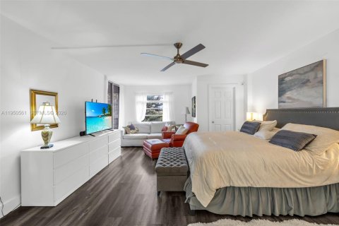 Condominio en venta en Lauderhill, Florida, 2 dormitorios, 117.06 m2 № 2006407 - foto 29