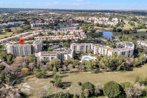 Condominio en Lauderhill, Florida, 2 dormitorios  № 2006407