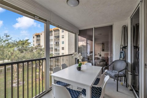 Condominio en venta en Lauderhill, Florida, 2 dormitorios, 117.06 m2 № 2006407 - foto 22