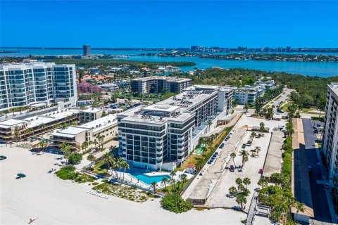 Condo in Sarasota, Florida, 1 bedroom  № 2091752 - photo 12