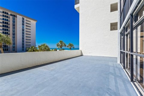 Condo in Sarasota, Florida, 1 bedroom  № 2091752 - photo 26