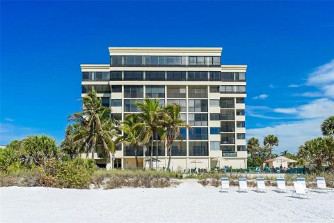 Condo in Sarasota, Florida, 1 bedroom  № 2091752 - photo 13