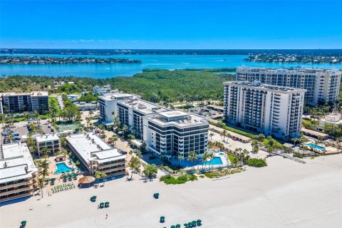 Condo in Sarasota, Florida, 1 bedroom  № 2091752 - photo 9