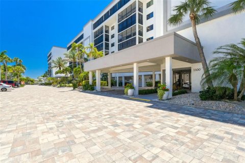 Condo in Sarasota, Florida, 1 bedroom  № 2091752 - photo 15
