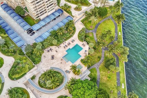 Купить кондоминиум в Майами, Флорида 5 комнат, 152.55м2, № 2054652 - фото 12