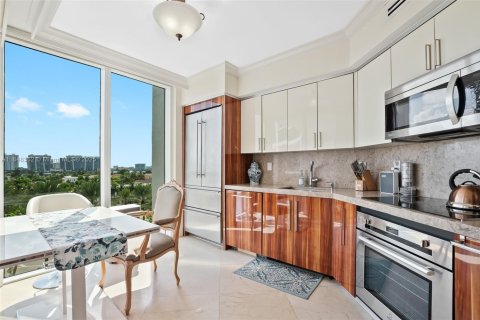 Condominio en venta en Sunny Isles Beach, Florida, 3 dormitorios, 198.44 m2 № 1849337 - foto 9