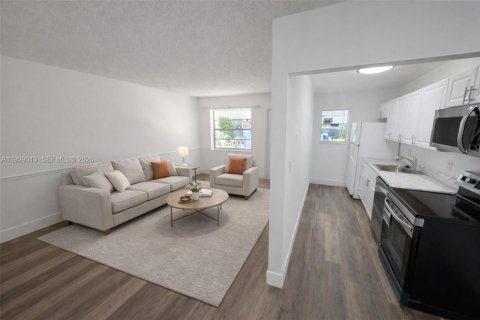 Condo in Hallandale Beach, Florida, 1 bedroom  № 1996533 - photo 2