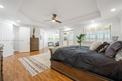 House in Weston, Florida 5 bedrooms, 498.42 sq.m. № 2046627 - photo 24