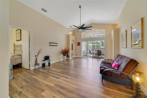 House in Kissimmee, Florida 4 bedrooms, 161.65 sq.m. № 1805911 - photo 2