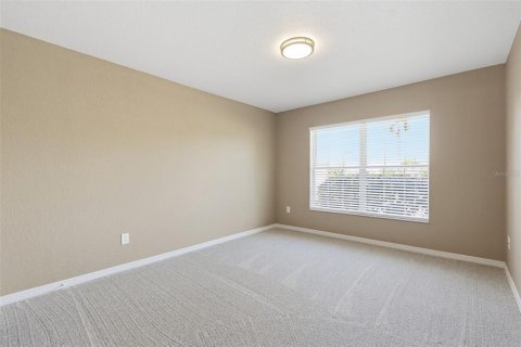 House in Ocala, Florida 4 bedrooms, 279.54 sq.m. № 2234737 - photo 12
