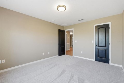 House in Ocala, Florida 4 bedrooms, 279.54 sq.m. № 2234737 - photo 13