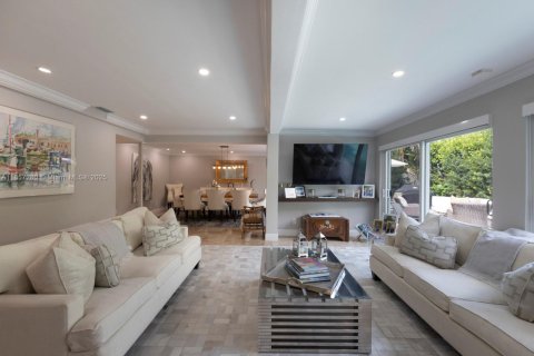 House in Key Biscayne, Florida 5 bedrooms, 225.66 sq.m. № 1980916 - photo 8