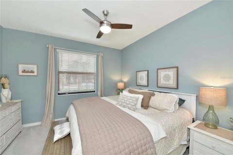 Villa ou maison à vendre à Bradenton, Floride: 4 chambres, 187.29 m2 № 2396884 - photo 17
