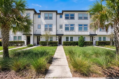 Townhouse in Orlando, Florida 3 bedrooms, 187.29 sq.m. № 2360777