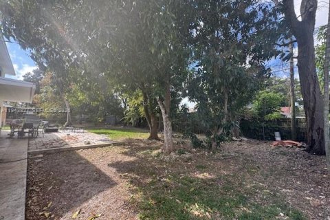 Casa en venta en Miami, Florida, 3 dormitorios, 157.93 m2 № 2000610 - foto 30