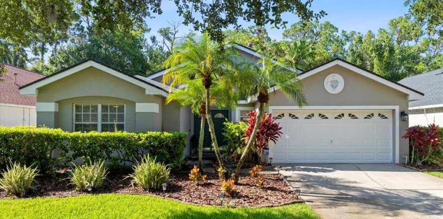 House in Tampa, Florida 3 bedrooms, 177.16 sq.m. № 1858250