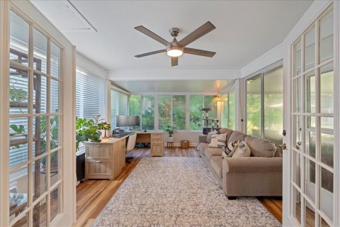 House in Tampa, Florida 3 bedrooms, 177.16 sq.m. № 1858250 - photo 16