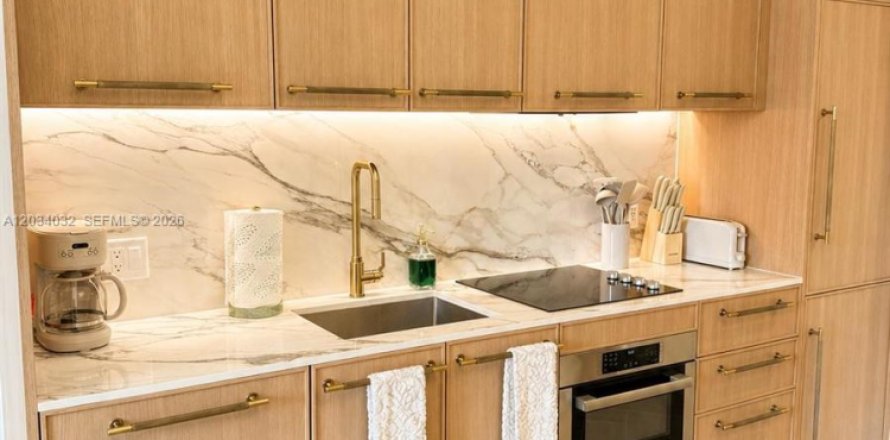 Appartement à Miami, Floride 1 chambre, 59.27 m2 № 2085933