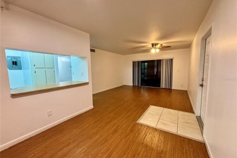 Copropriété à louer à Orlando, Floride: 2 chambres, 98.85 m2 № 2095404 - photo 5