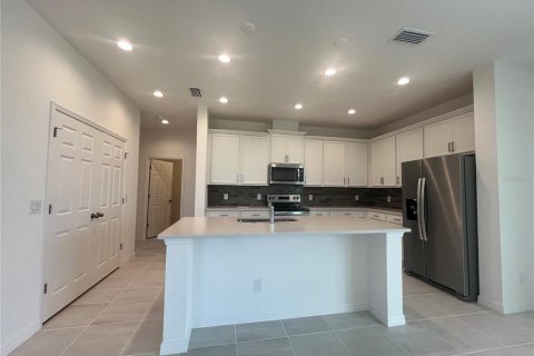 House in Groveland, Florida 5 bedrooms, 255.95 sq.m. № 1687740 - photo 13