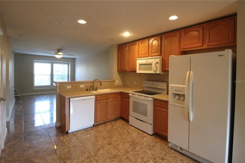 Touwnhouse à louer à Bradenton, Floride: 2 chambres, 101.45 m2 № 2107545 - photo 3