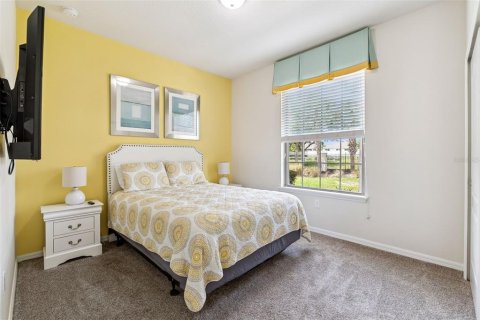 Townhouse in Kissimmee, Florida 5 bedrooms, 210.24 sq.m. № 2103916 - photo 13