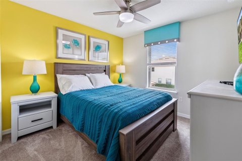 Townhouse in Kissimmee, Florida 5 bedrooms, 210.24 sq.m. № 2103916 - photo 15