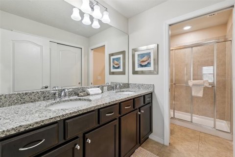 Townhouse in Kissimmee, Florida 5 bedrooms, 210.24 sq.m. № 2103916 - photo 21