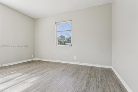 House in Fort Lauderdale, Florida 2 bedrooms, 74.32 sq.m. № 1488536 - photo 22