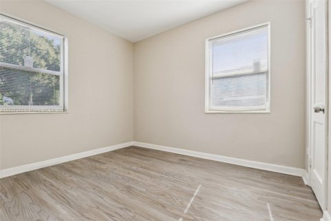 House in Fort Lauderdale, Florida 2 bedrooms, 74.32 sq.m. № 1488536 - photo 26