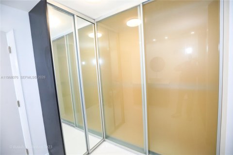 Condo à Miami, Floride, 2 chambres № 2031556