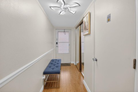 Copropriété à louer à Delray Beach, Floride: 2 chambres, 94.11 m2 № 2146088 - photo 5
