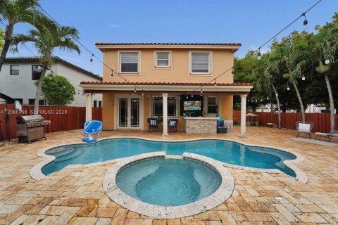 House in Miramar, Florida 4 bedrooms, 219.44 sq.m. № 2368487 - photo 21