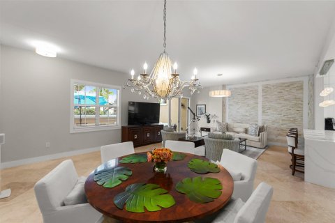 Condo in West Palm Beach, Florida, 2 bedrooms  № 2392021 - photo 9