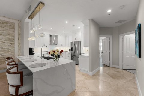 Condo in West Palm Beach, Florida, 2 bedrooms  № 2392021 - photo 15